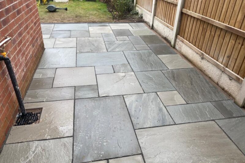 patio-sandstone-flintshire (1)
